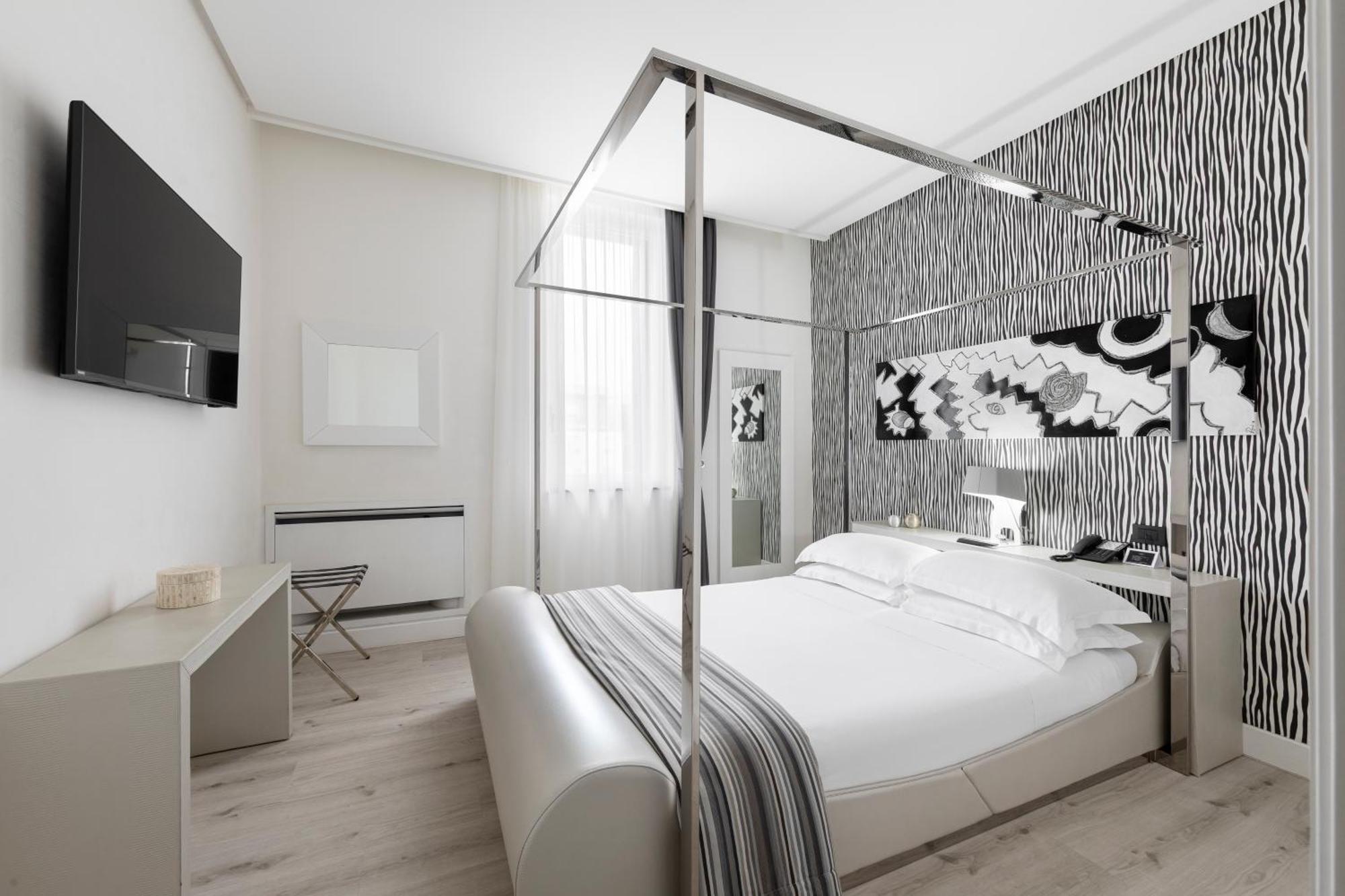 호텔 몬테카티니 팰리스 몬테카티니테르메 외부 사진 A room at the hotel